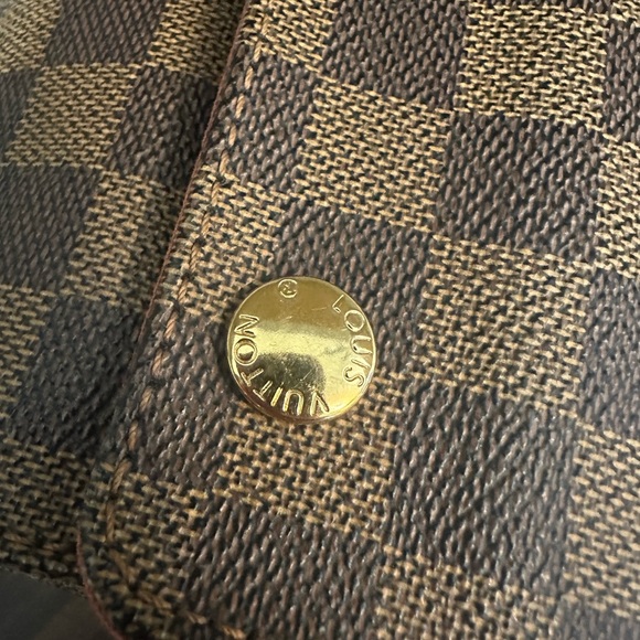 LOUIS VUITTON NAVIGLIO BAG - Picture 8 of 9